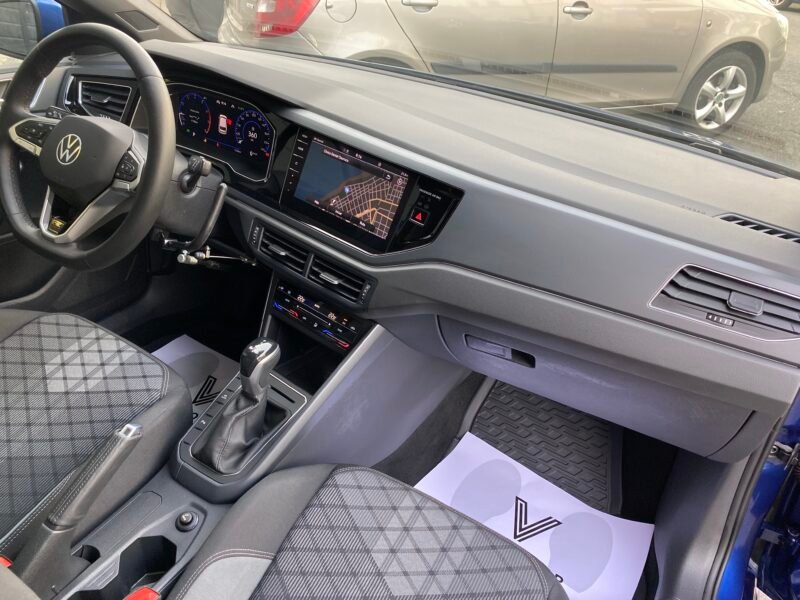 VOLKSWAGEN POLO R LINE