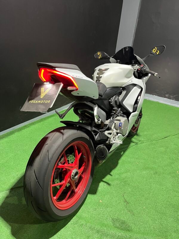 DUCATI PANIGALE V2