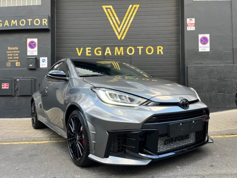 TOYOTA GR YARIS TOURING PACK