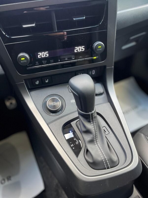 TOYOTA GR YARIS TOURING PACK