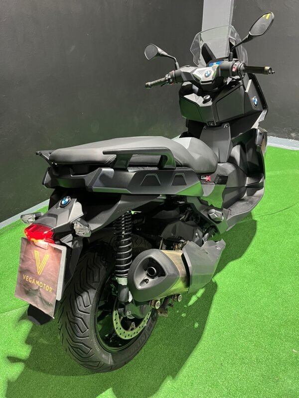BMW C400X