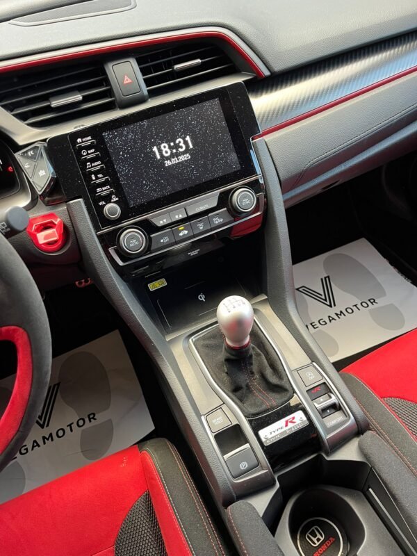 HONDA CIVIC TYPE R