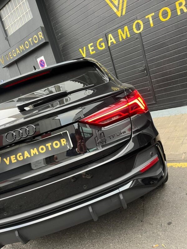 AUDI Q3 Sportback S-LINE BLACK EDITION