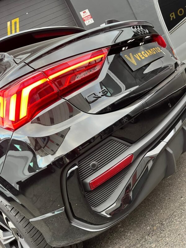 AUDI Q3 Sportback S-LINE BLACK EDITION