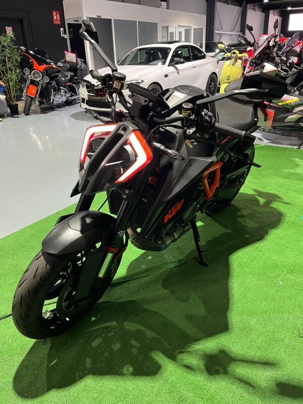 KTM SUPER DUKE R 1290