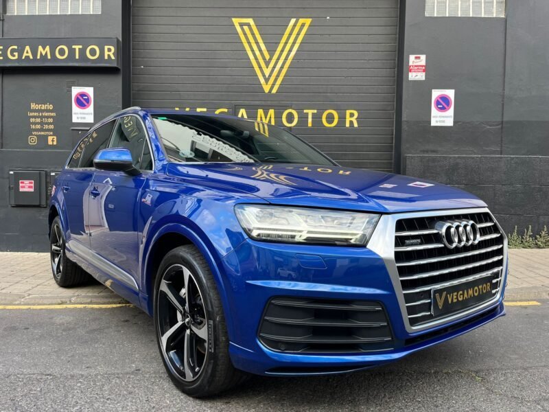 AUDI Q7 S LINE QUATTRO