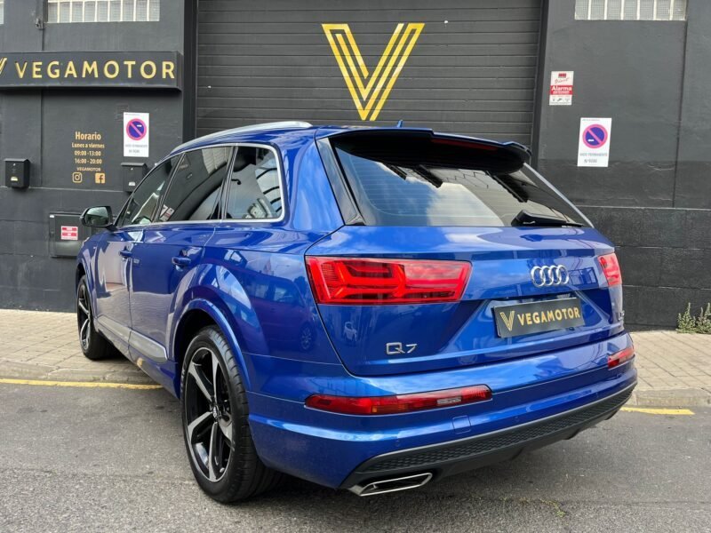 AUDI Q7 S LINE QUATTRO