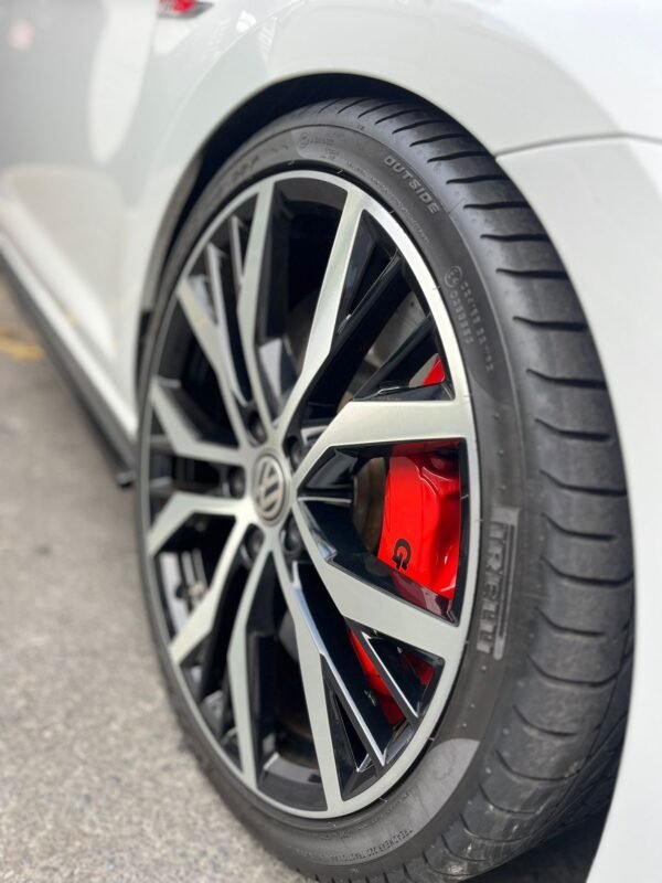 VOLKSWAGEN GOLF GTI Performance 2.0 TSI 245 dsg