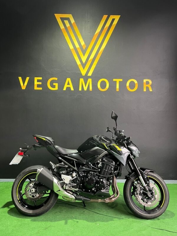 KAWASAKI Z900 carnet A2