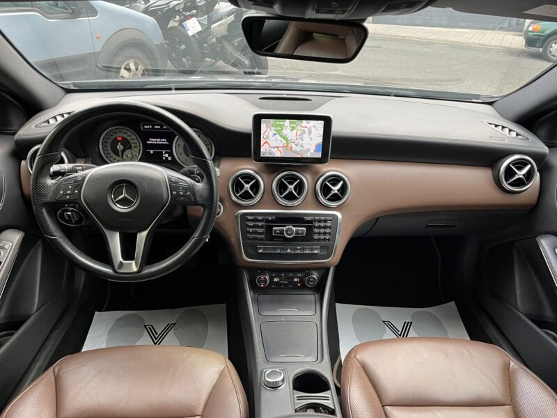 MERCEDES-BENZ Clase A 250