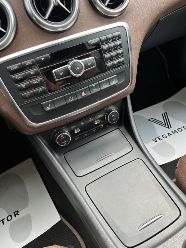 MERCEDES-BENZ Clase A 250