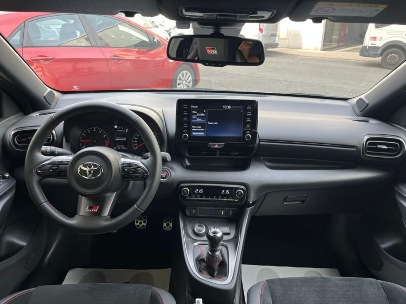 TOYOTA GR YARIS CIRCUIT PACK