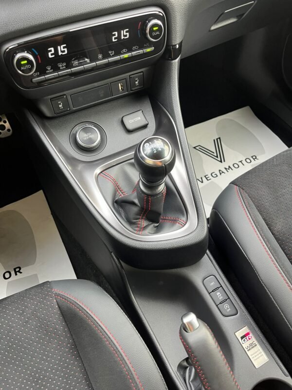 TOYOTA GR YARIS CIRCUIT PACK