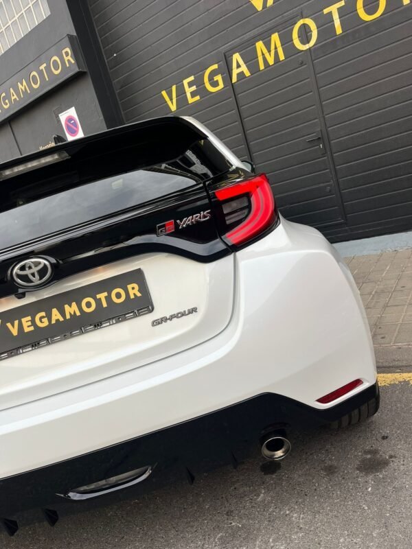 TOYOTA GR YARIS CIRCUIT PACK