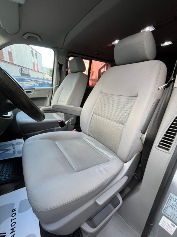 VOLKSWAGEN MULTIVAN 1.9