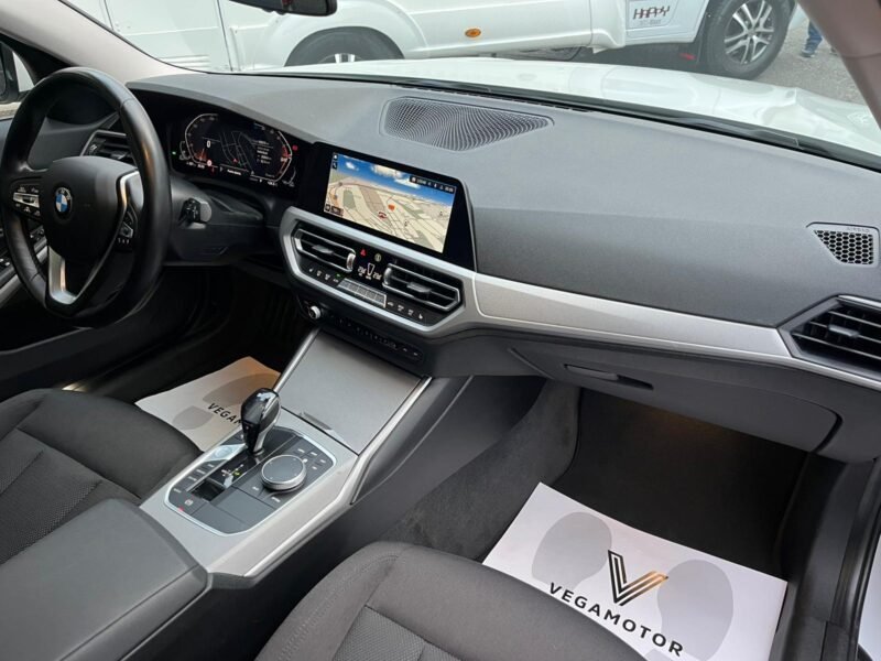 BMW Serie 3 320D xDRIVE TOURING 5p.