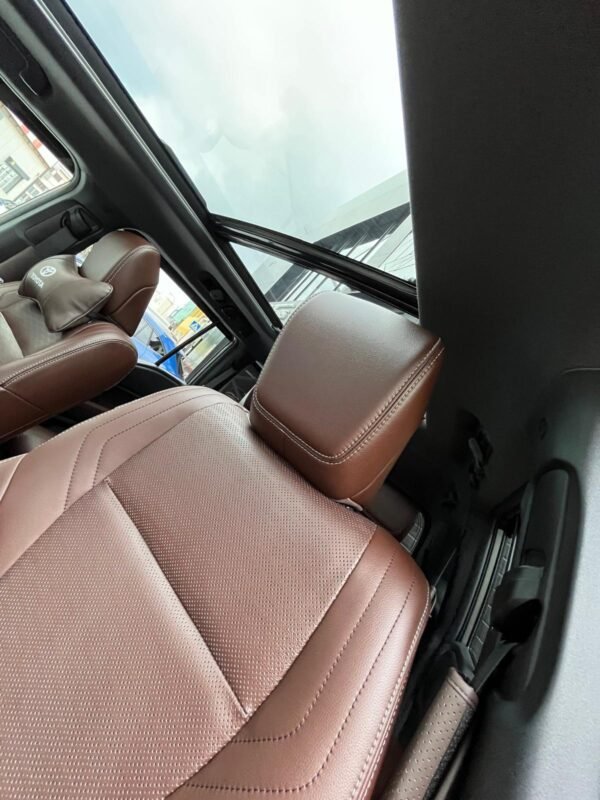 TOYOTA LAND CRUISER 250 VX-L