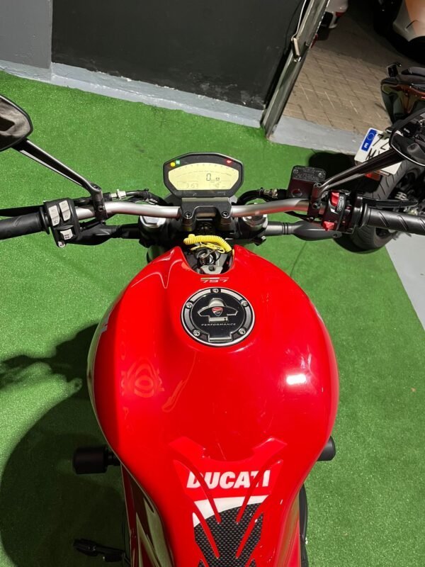 DUCATI MONSTER 797