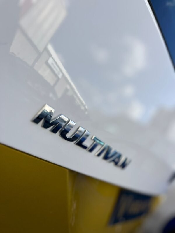 VOLKSWAGEN MULTIVAN EDICION BULLI 70 ANIVERSARIO