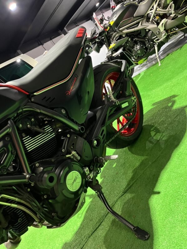 DUCATI SCRAMBLER FULL THROTTLE LIMITADA CARNET A2