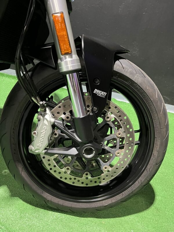 DUCATI MONSTER 821 CARNET A2 LIMITADA