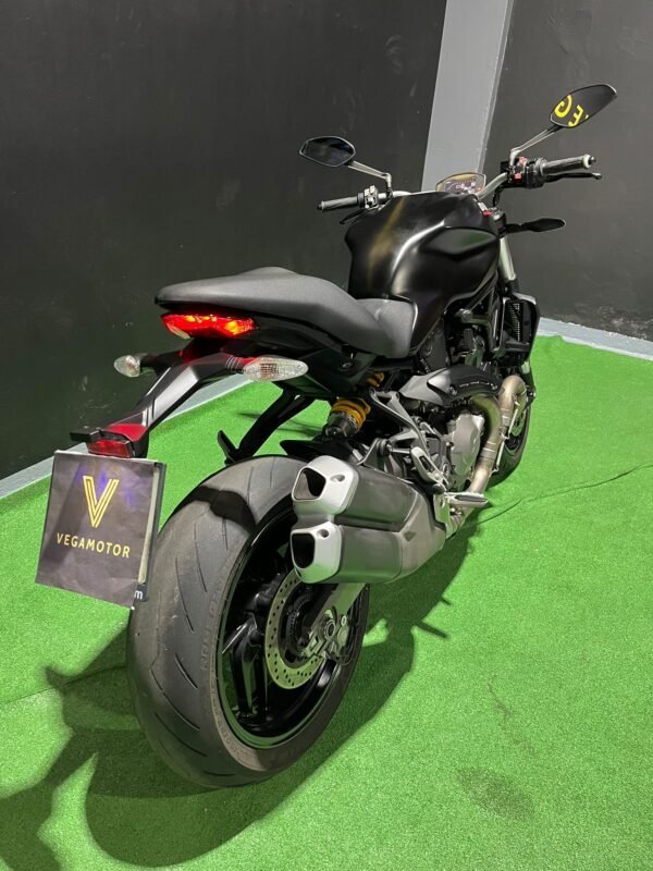 DUCATI MONSTER 821 CARNET A2 LIMITADA