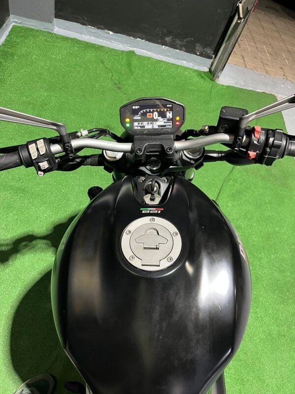 DUCATI MONTER 821 CARNET A2 LIMITADA