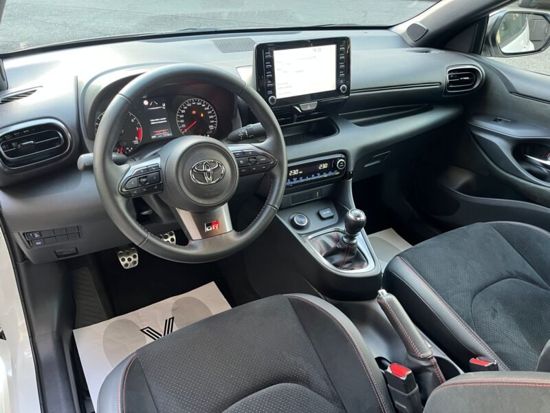 TOYOTA GR YARIS PACK CIRCUIT