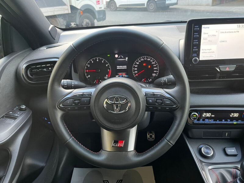 TOYOTA GR YARIS PACK CIRCUIT