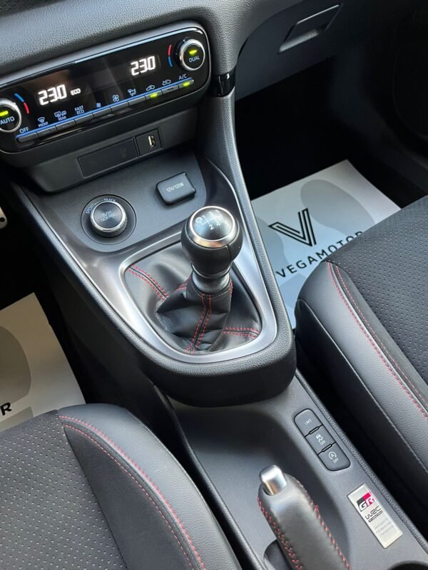 TOYOTA GR YARIS PACK CIRCUIT