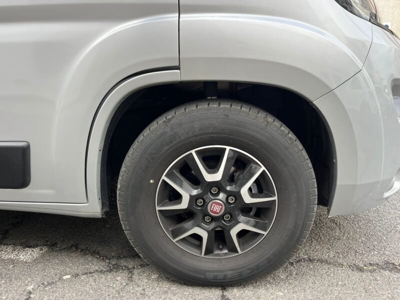 FIAT MC LOUIS MENFYS S LINE 5 FURGON CAMPER VAN