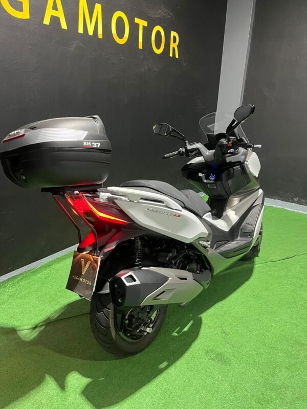 KYMCO XCITING 400