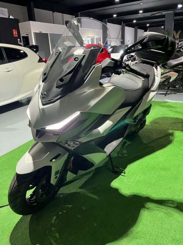 KYMCO XCITING 400
