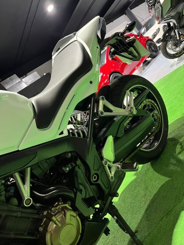 HONDA CBR 650 F