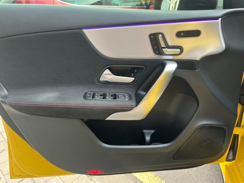 MERCEDES-BENZ Clase A 35 AMG 4matic