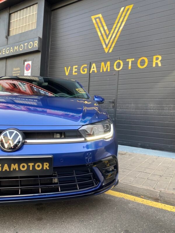 VOLKSWAGEN POLO R LINE