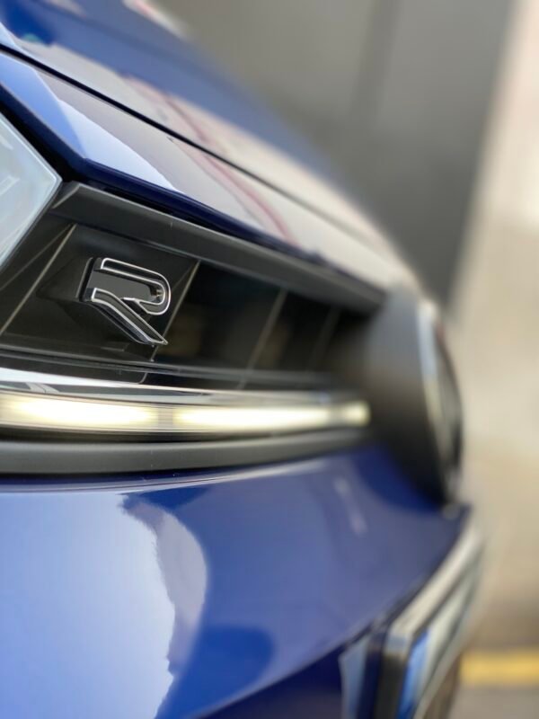 VOLKSWAGEN POLO R LINE