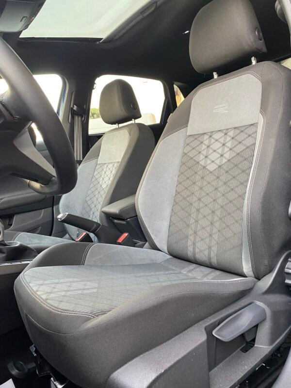 VOLKSWAGEN POLO R LINE