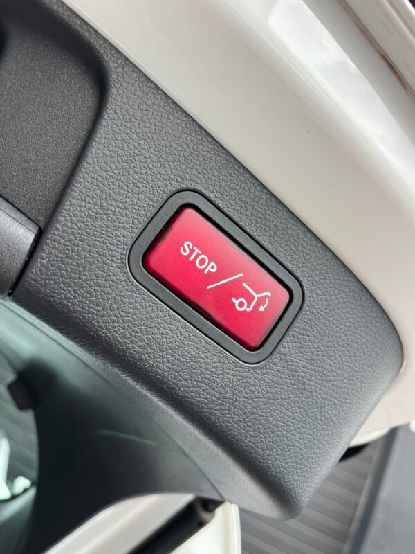 MERCEDES-BENZ GLA 200d AMG