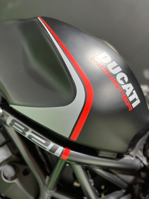 DUCATI MONSTER 821 CARNET A2