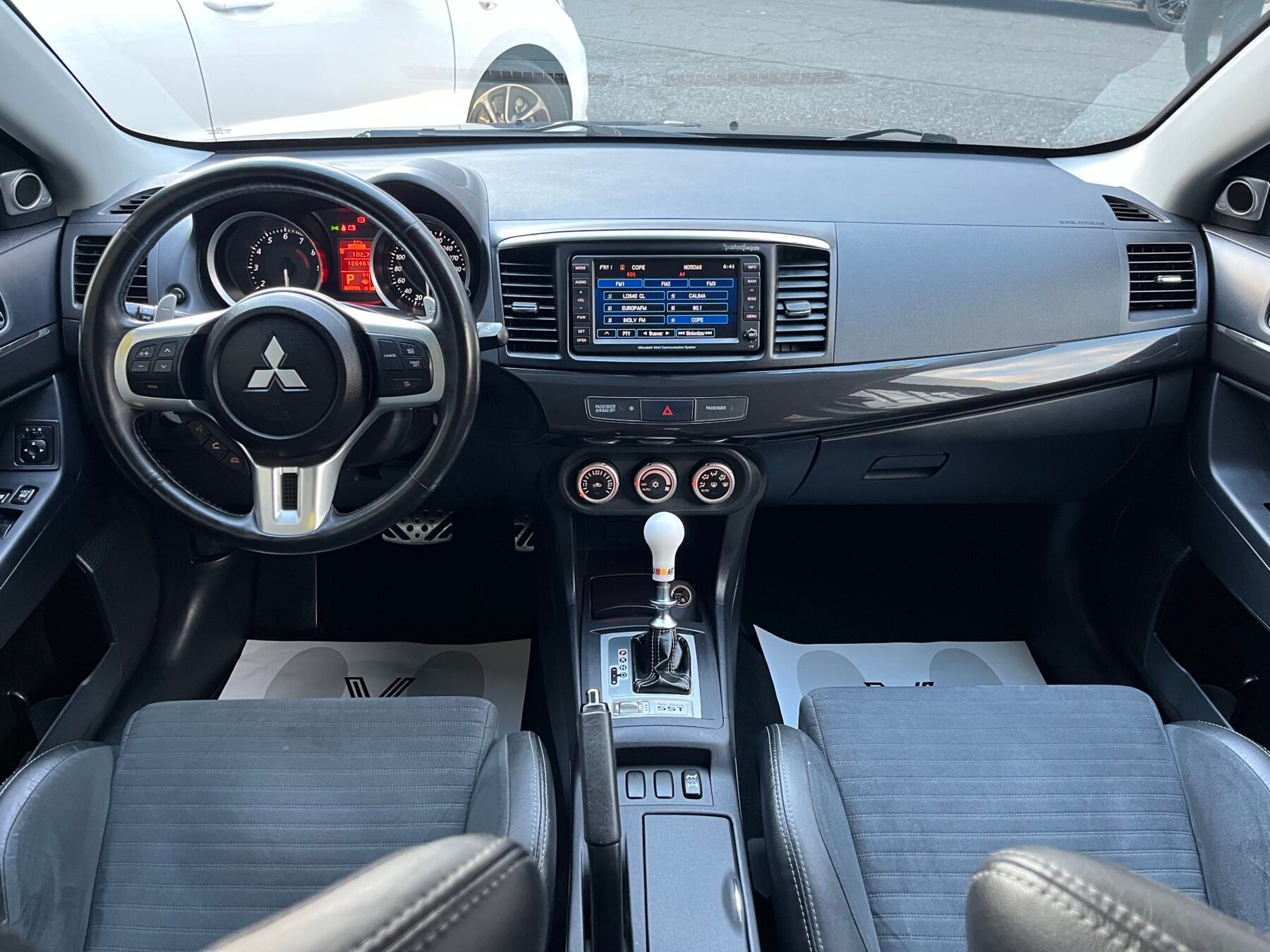 MITSUBISHI LANCER EVOLUTION X MR