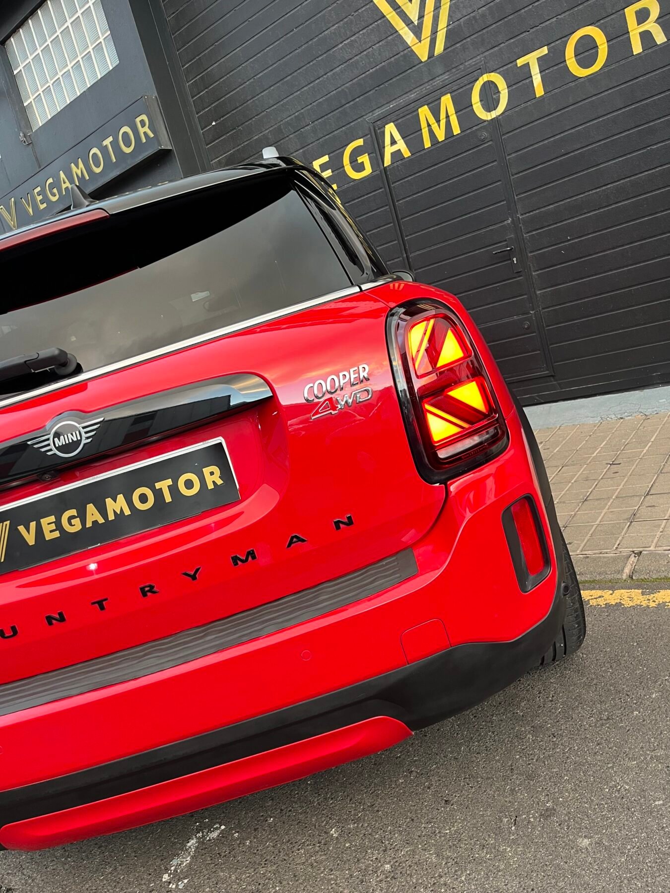 MINI COUNTRYMAN COOPER