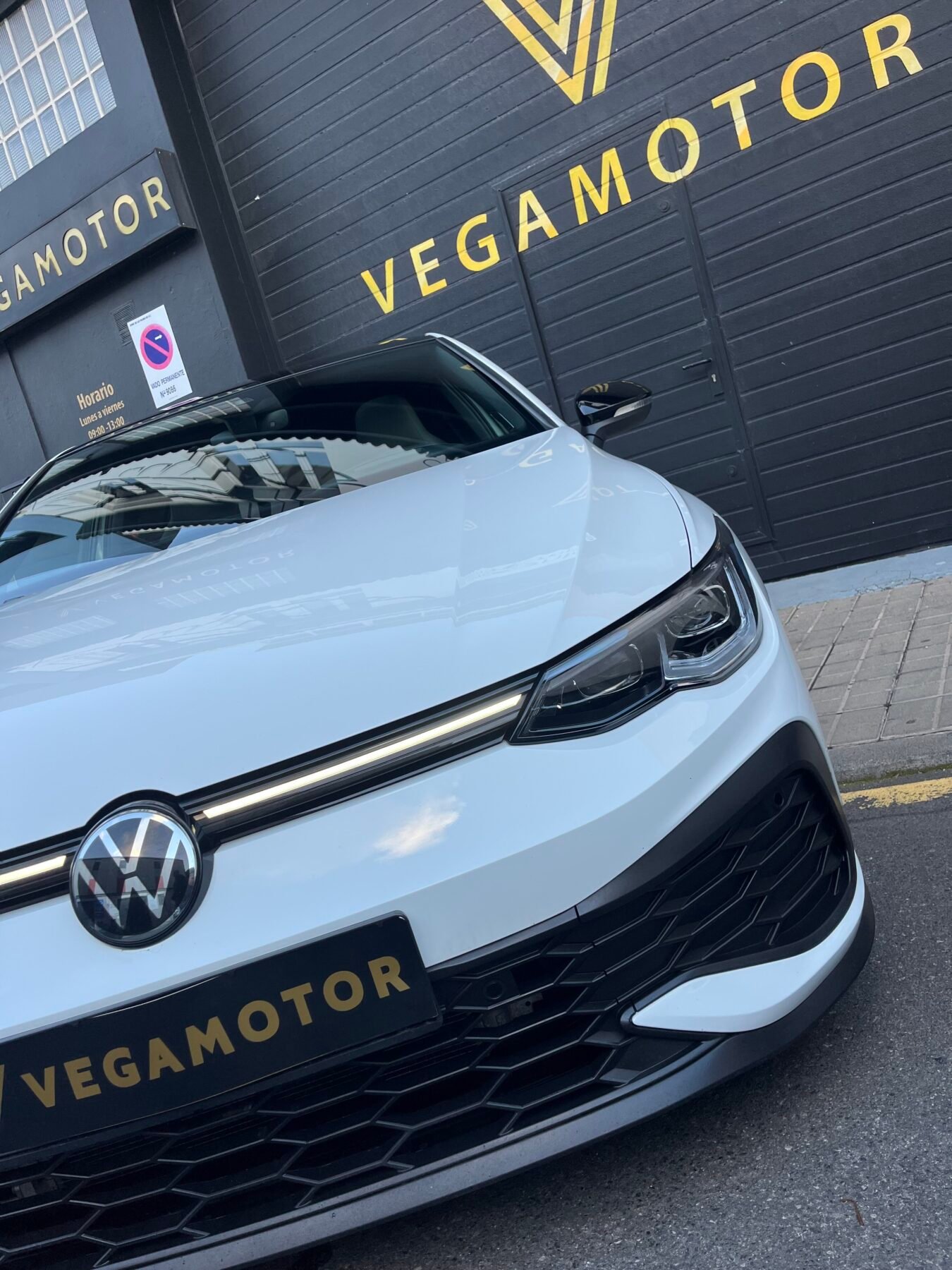 VOLKSWAGEN GOLF GTI CLUBSPORT 