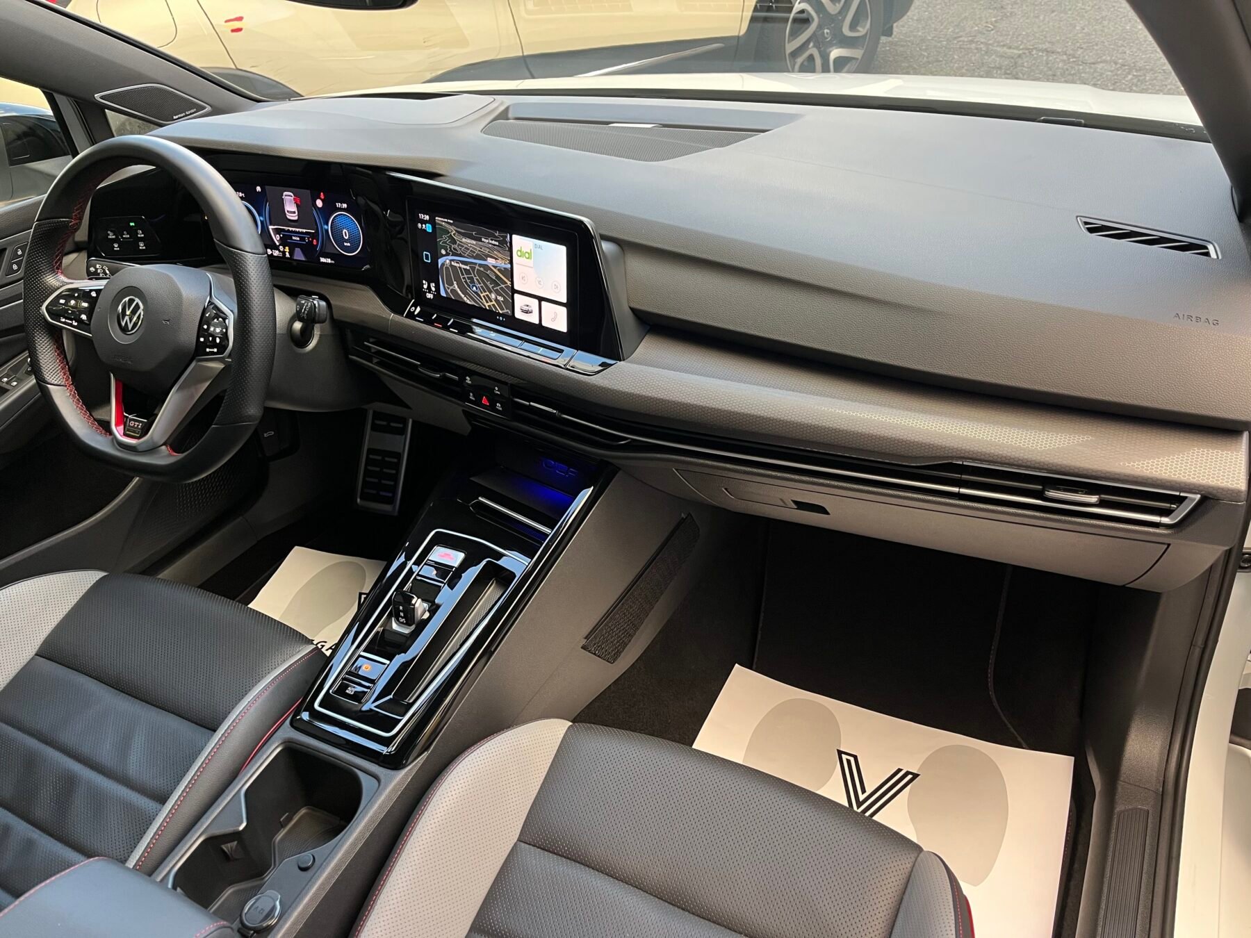 VOLKSWAGEN GOLF GTI CLUBSPORT 