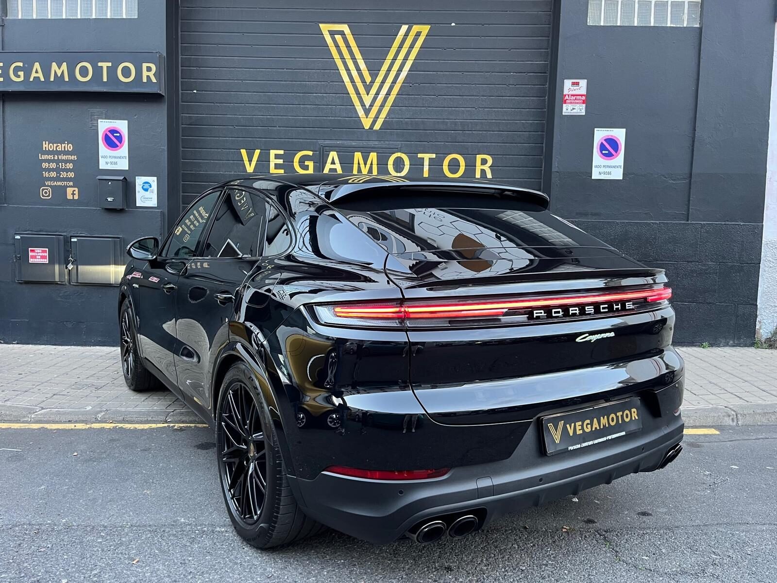 PORSCHE Cayenne coupe EHbrid