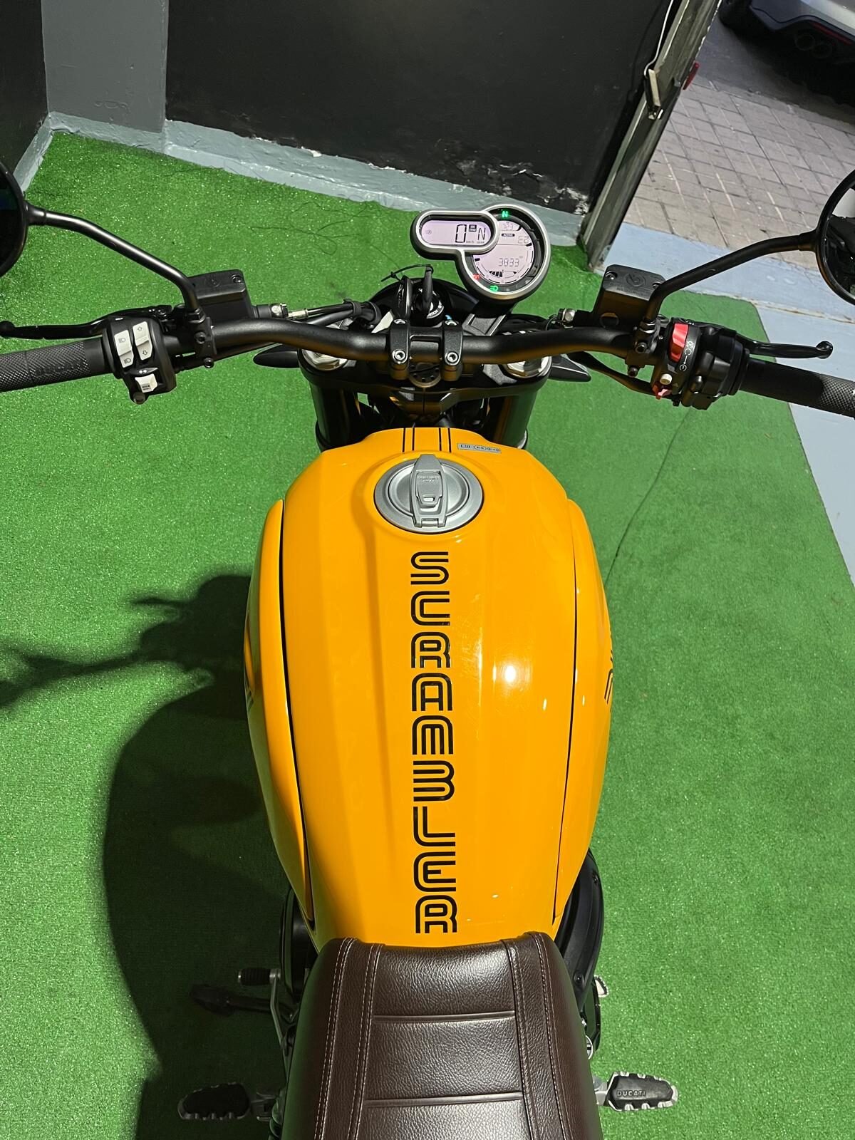 DUCATI SCRAMBLER 1100 PRO 