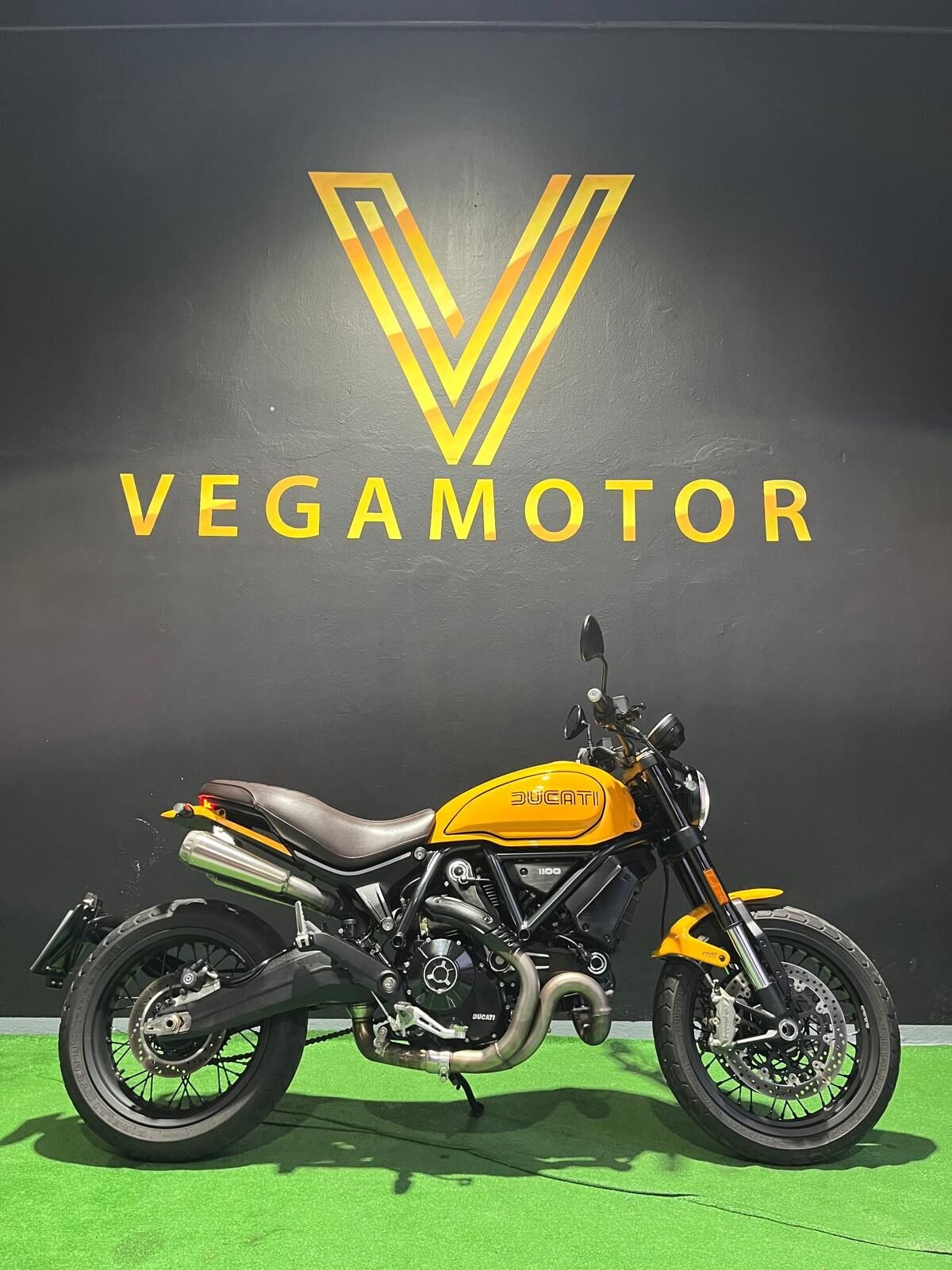 DUCATI SCRAMBLER 1100 PRO 