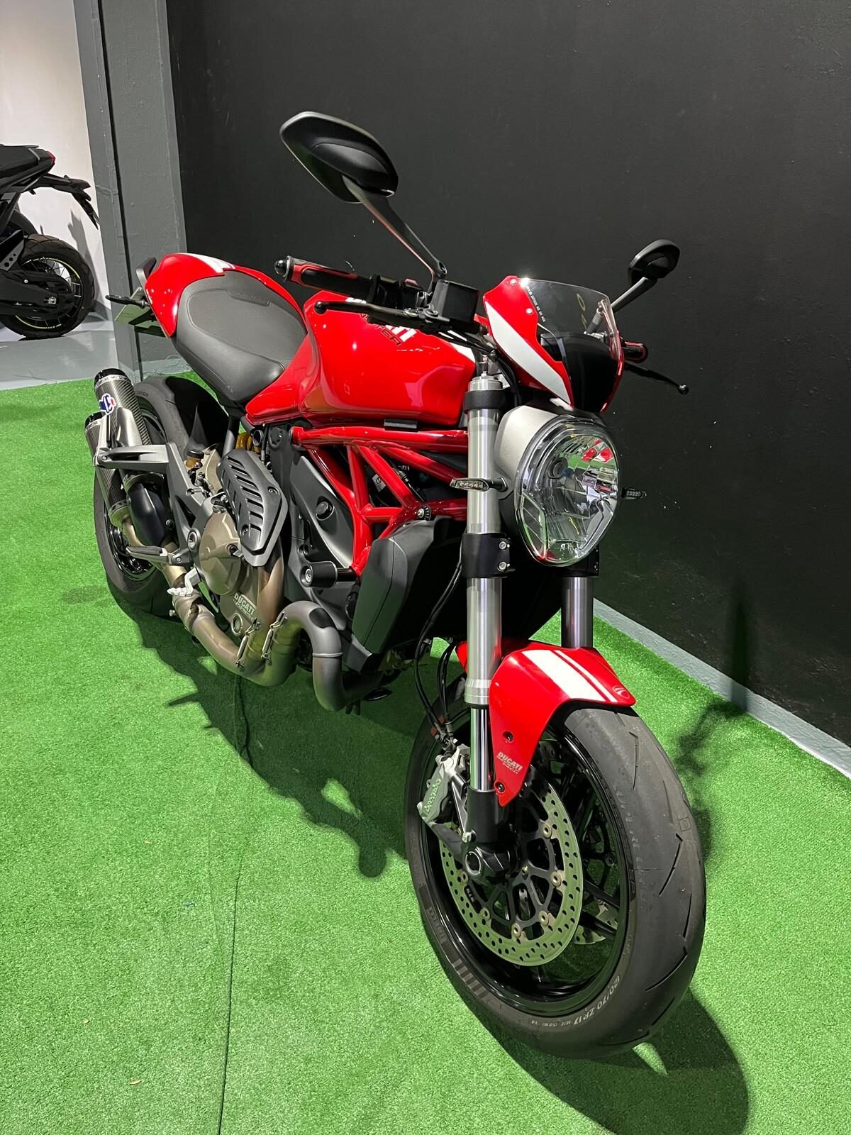 DUCATI MONSTER 821 STRIPE 