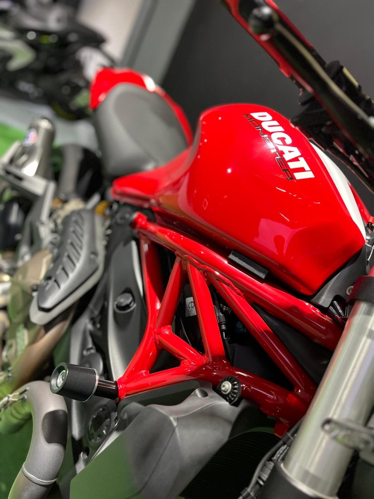 DUCATI MONSTER 821 STRIPE 