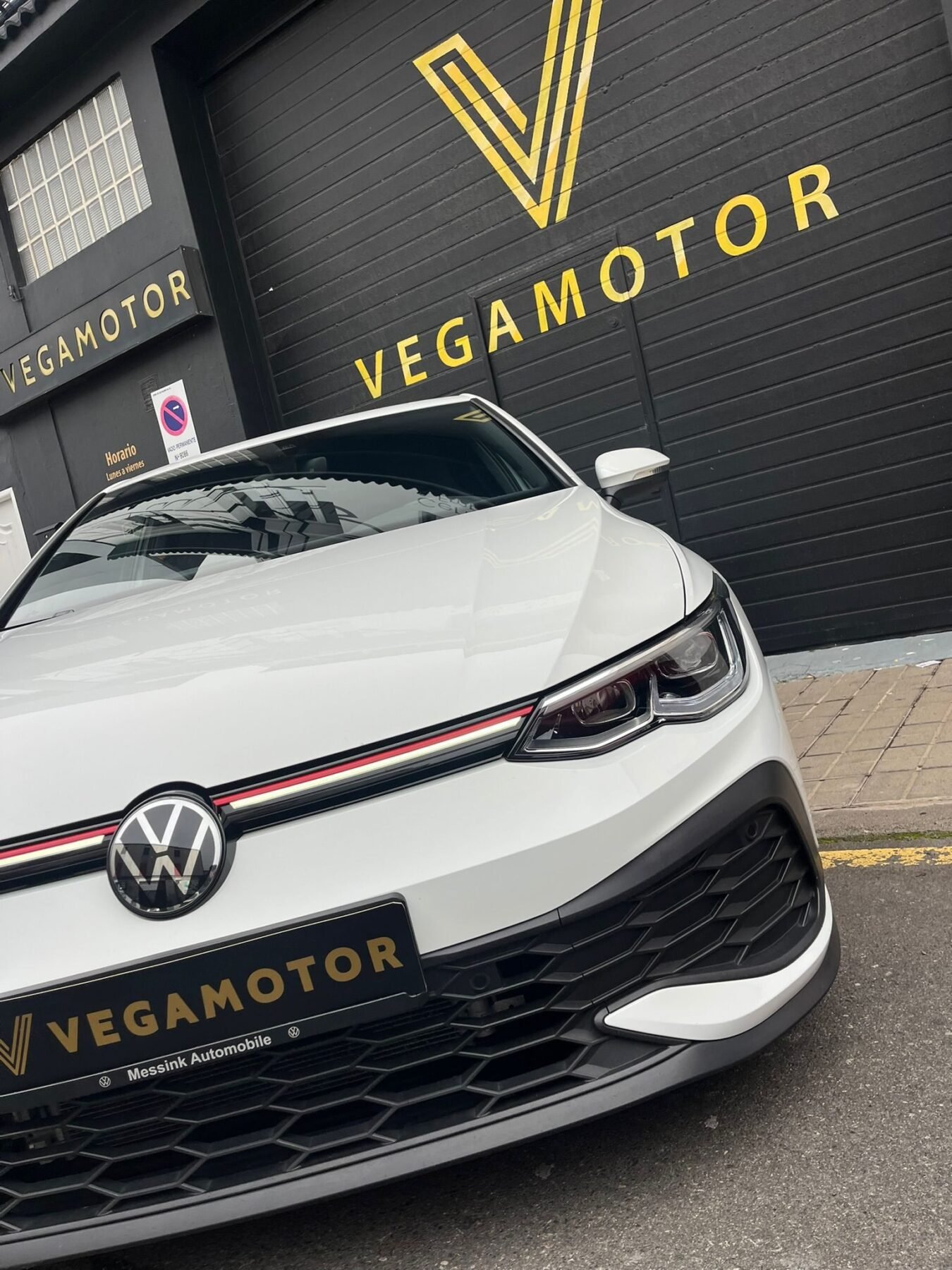 VOLKSWAGEN GOLF GTI CLUBSPORT 